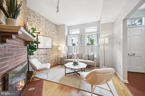 1327 Emerald St NE, Washington, DC 20002 photo 2