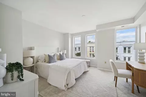 1327 Emerald St NE, Washington, DC 20002 photo 11