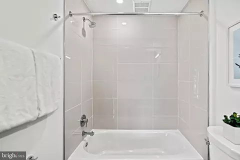 2310 4th St NE #27, Washington, DC 20002 photo 20