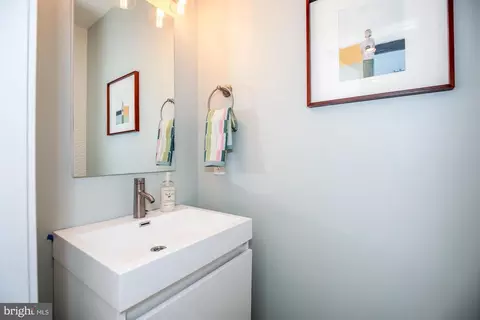 1601 D St NE, Washington, DC 20002 photo 16