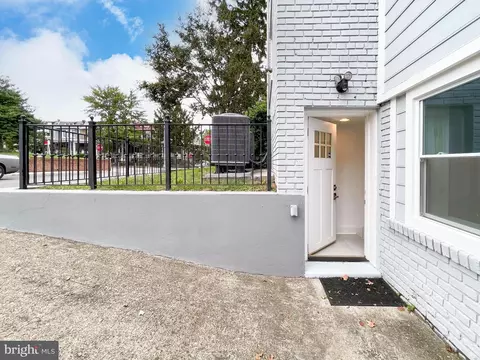 1601 D St NE, Washington, DC 20002 photo 37