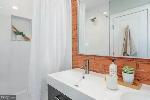 1601 D St NE, Washington, DC 20002 photo 26