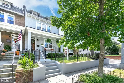 1601 D St NE, Washington, DC 20002 photo 2