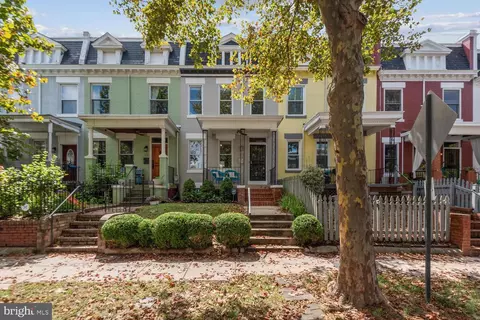 129 U St NE, Washington, DC 20002 photo 2