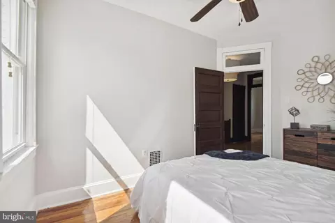 129 U St NE, Washington, DC 20002 photo 15