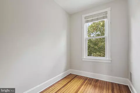 129 U St NE, Washington, DC 20002 photo 21