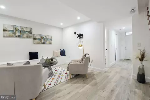 129 U St NE, Washington, DC 20002 photo 24
