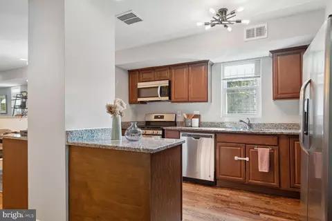 1834 Capitol Ave NE, Washington, DC 20002 photo 16