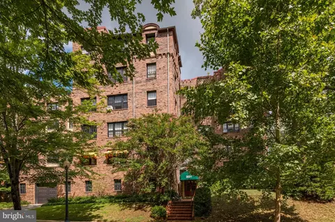3031 Sedgwick St NW #502-E, Washington, DC 20008