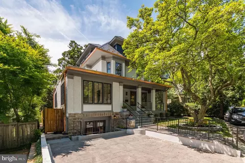 3306 Highland Pl NW, Washington, DC 20008