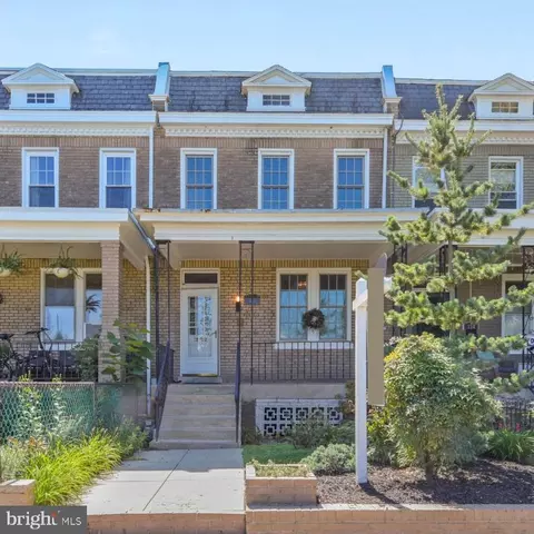 722 Webster St NW, Washington, DC 20011