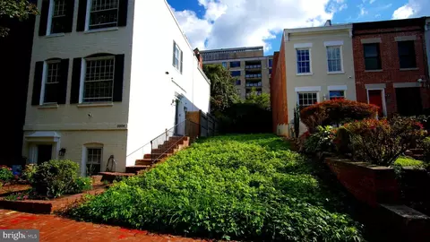 2510 I St NW, Washington, DC 20037