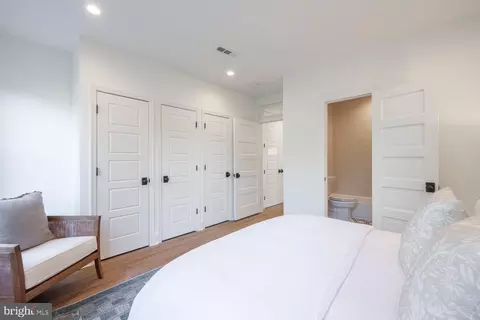 1121 C St NE, Washington, DC 20002 photo 24