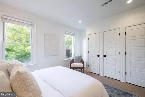 1121 C St NE, Washington, DC 20002 photo 27