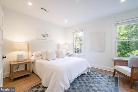 1121 C St NE, Washington, DC 20002 photo 23