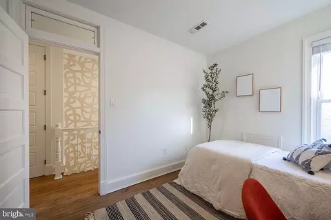 1121 C St NE, Washington, DC 20002 photo 29