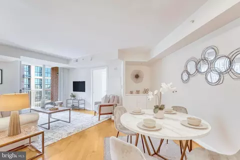 1000 New Jersey Ave SE #912, Washington, DC 20003