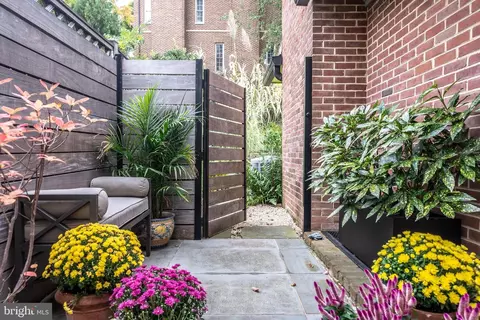 1611 45th St NW, Washington, DC 20007 photo 34