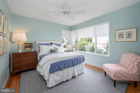 1611 45th St NW, Washington, DC 20007 photo 17