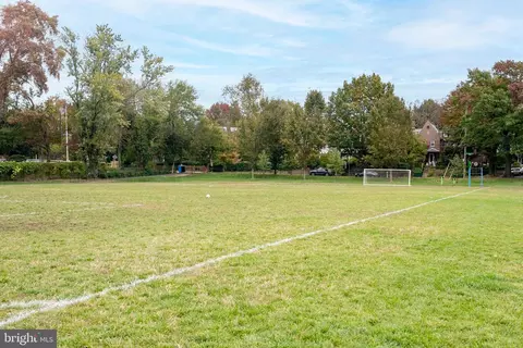 1611 45th St NW, Washington, DC 20007 photo 42