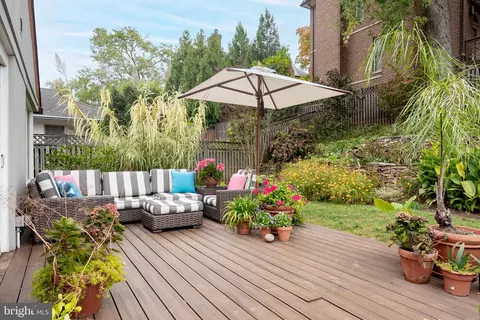 1611 45th St NW, Washington, DC 20007 photo 21