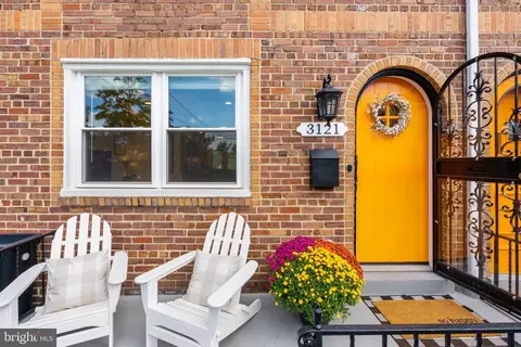 3121 18th St NE, Washington, DC 20018 photo 2