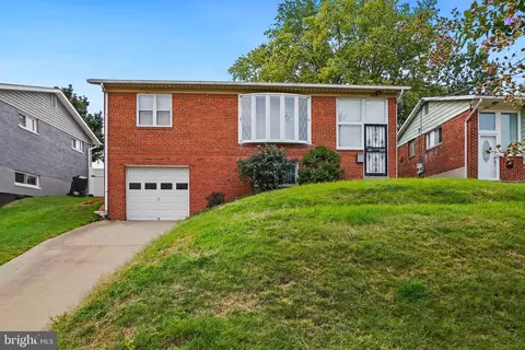 4435 G St SE, Washington, DC 20019