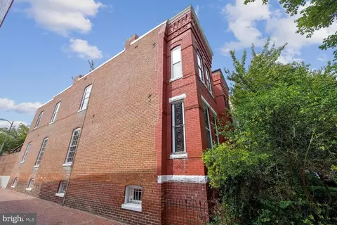 319 9th St SE, Washington, DC 20003 photo 34