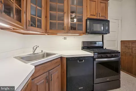319 9th St SE, Washington, DC 20003 photo 15
