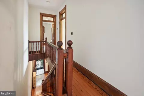 319 9th St SE, Washington, DC 20003 photo 19