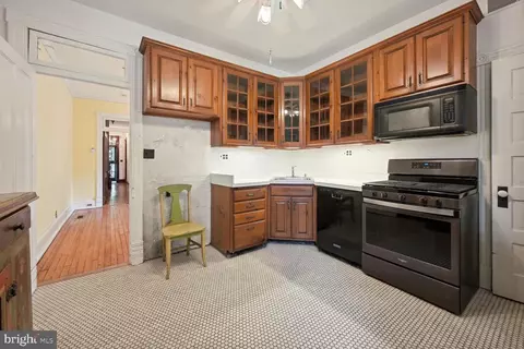 319 9th St SE, Washington, DC 20003 photo 14