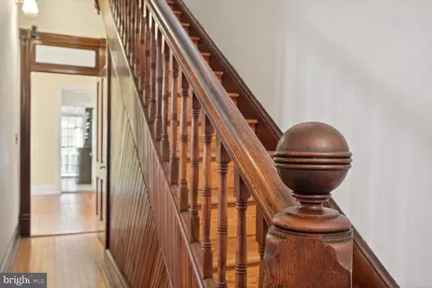319 9th St SE, Washington, DC 20003 photo 6