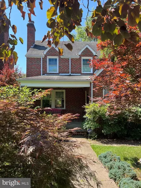 4428 Butterworth Pl NW, Washington, DC 20016