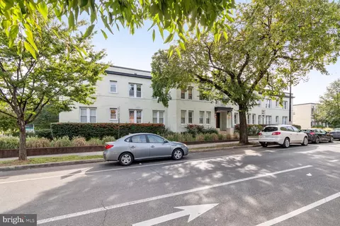2 17th St SE #104, Washington, DC 20003 photo 16