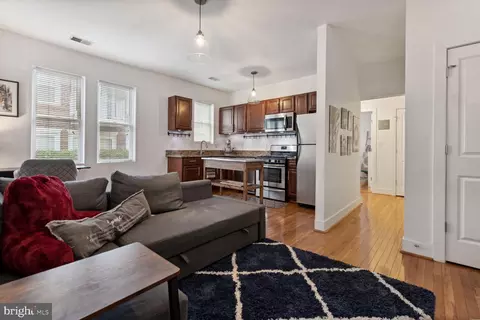 2 17th St SE #104, Washington, DC 20003 photo 7