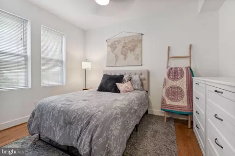 2 17th St SE #104, Washington, DC 20003 photo 9