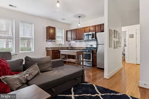2 17th St SE #104, Washington, DC 20003 photo 8