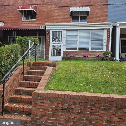 3321 Alden Pl NE, Washington, DC 20019