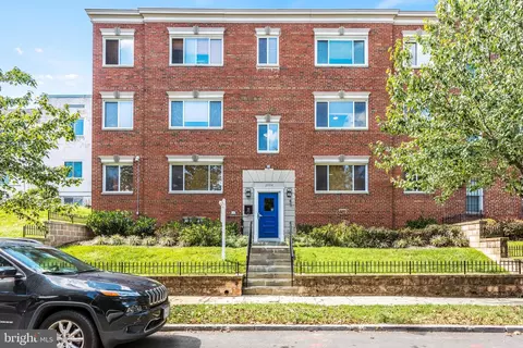 2004 3rd St NE #203, Washington, DC 20002 photo 2
