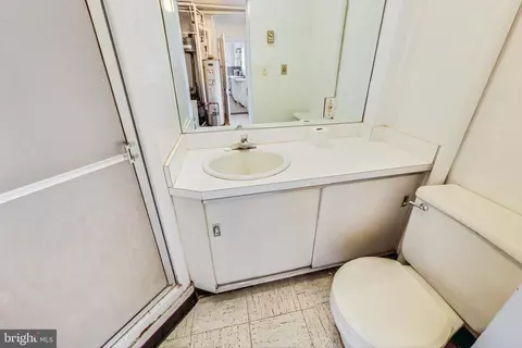 2809 O St NW, Washington, DC 20007 photo 13