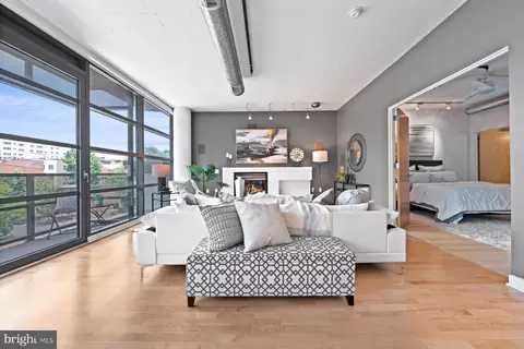 1125 11th St NW #401, Washington, DC 20001
