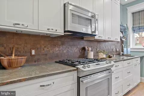 134 11th St NE, Washington, DC 20002 photo 9