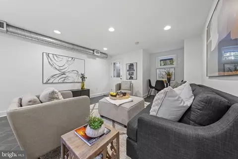 134 11th St NE, Washington, DC 20002 photo 24