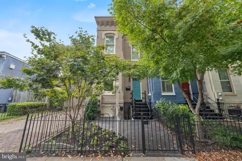 134 11th St NE, Washington, DC 20002 photo 2