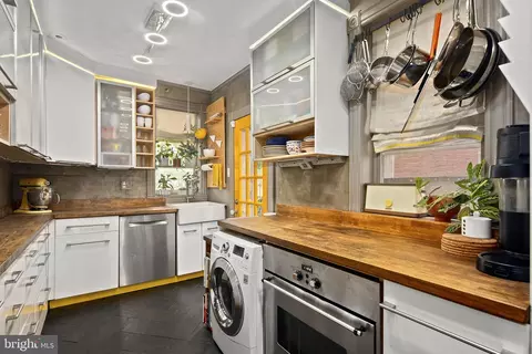 1113 C St NE, Washington, DC 20002 photo 22