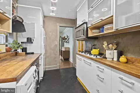 1113 C St NE, Washington, DC 20002 photo 24