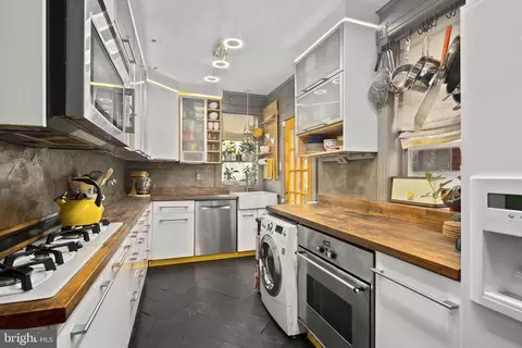 1113 C St NE, Washington, DC 20002 photo 5