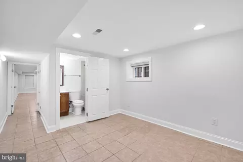 325 K St NE, Washington, DC 20002 photo 34