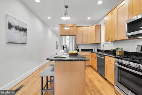 325 K St NE, Washington, DC 20002 photo 9