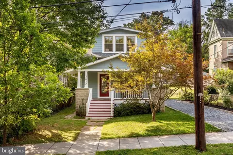 1617 Newton St NE, Washington, DC 20018